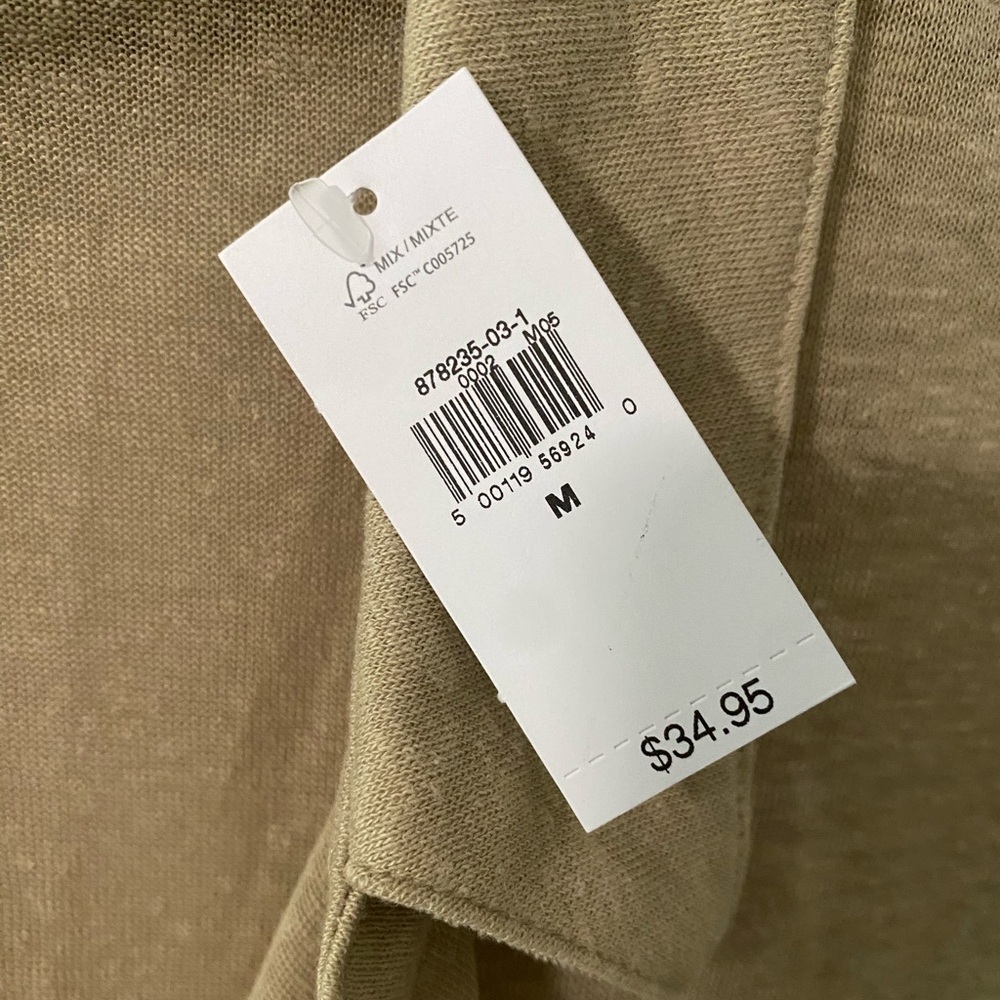 GAP Women's Linen Blend Collared V Neck T-Shirt in Tan - NWT - Picture 4 of 4